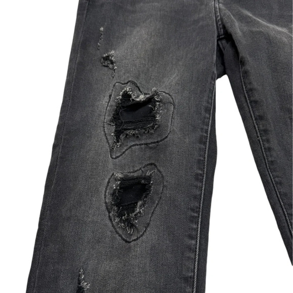 Judy Blue Skinny Fit Distressed Denim Jean - Picture 8 of 13